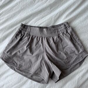 Lululemon Hotty High Shorts | Size 6 tall | 4 inch inseam